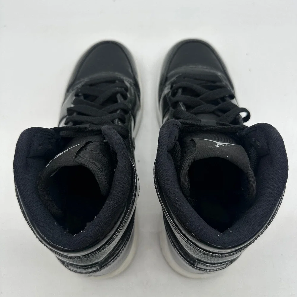 Nike 705300-017 Youth Size 6.5Y Air Jordan 1 Retro High GS Black Patent Shoes
